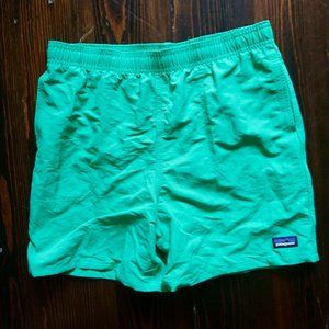 NWT Patagonia 5" Baggies